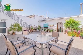 Maison jumelée à Atarfe. Casa adosada en el centro de atarfe. con solo 2 plantas y gran p