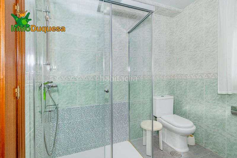 Foto 0f7758e8-64c5-42aa-80ac-22f214714ab7. Casa adossada amb aparcament a Atarfe