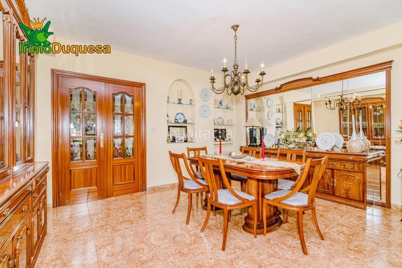 Foto 50f5f8b8-1e9b-473f-b611-f4aef366477b. Casa adossada amb aparcament a Atarfe