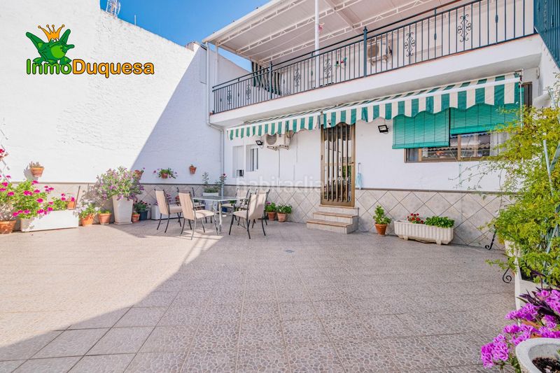 Foto 586a4958-3fee-434b-9c50-1eaa504b09c2. Casa adossada amb aparcament a Atarfe