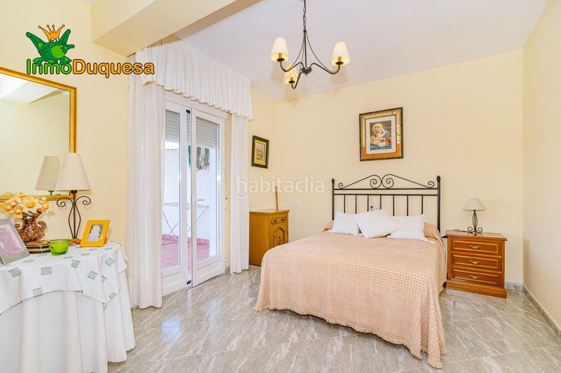 Foto fcd97961-cae4-4509-b98f-b2842f994ff7. Casa adossada amb aparcament a Atarfe