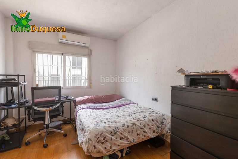 Foto c87bf9a6-f4a4-415c-b105-0af90e2e58f5. Casa adossada amb calefacció aparcament a Maracena