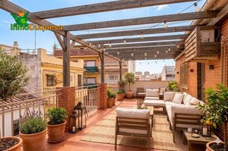 Casa adossada a Barrio de Zaidín. Casa con gran terraza de 27 m2 junto al pts.