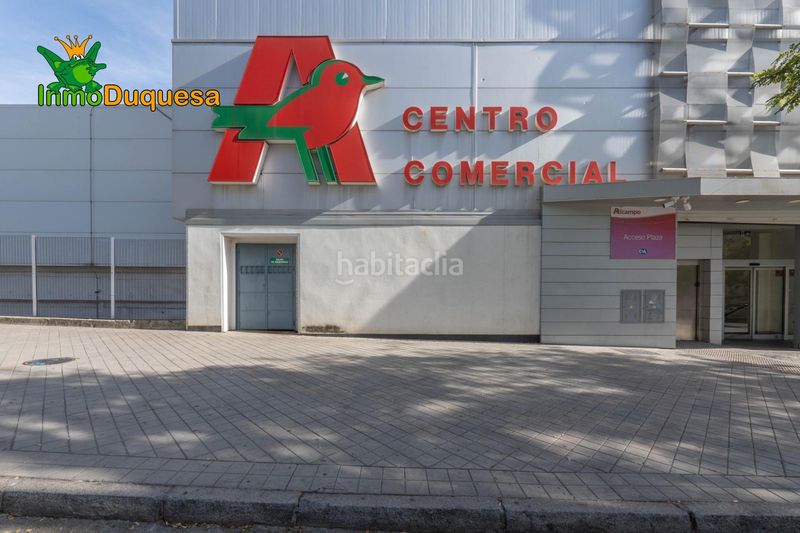 Foto 2bc434fe-6607-4a93-bf31-3f612ba89ed7. Business premise in Joaquina Eguaras Granada