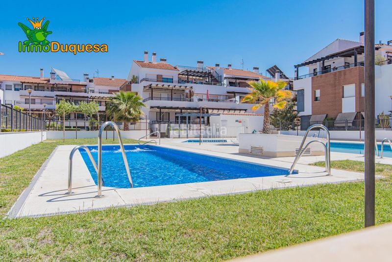 Foto e934b72a-b6cf-4b4b-b154-cc30c36e00fd. Pis amb piscina a Albolote