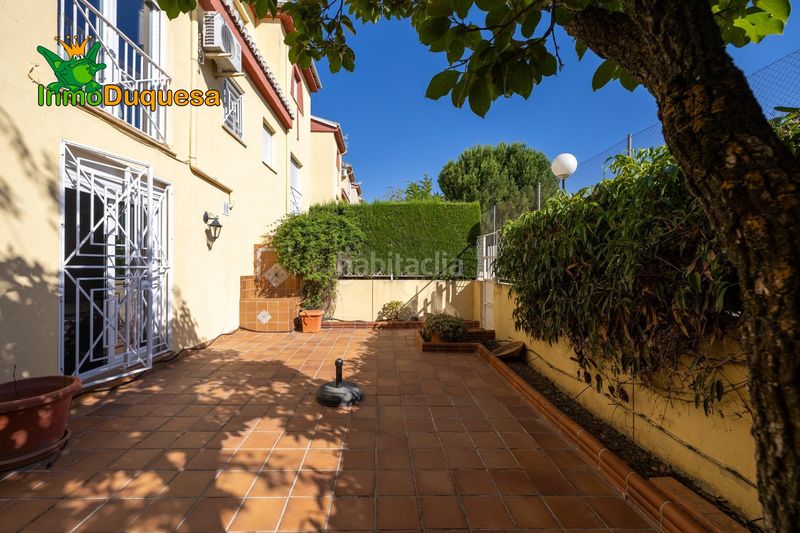 Foto b71e85ec-288c-44bb-a5cd-8e10b1587ef0. Towny house with heating parking pool in Ogíjares