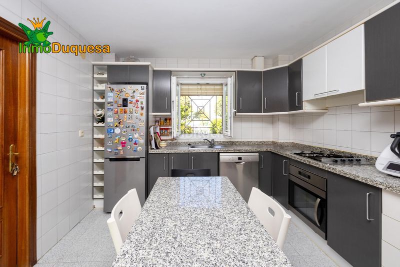 Foto d04716b8-d44c-415d-9859-91da0022f6ed. Towny house with heating parking pool in Ogíjares