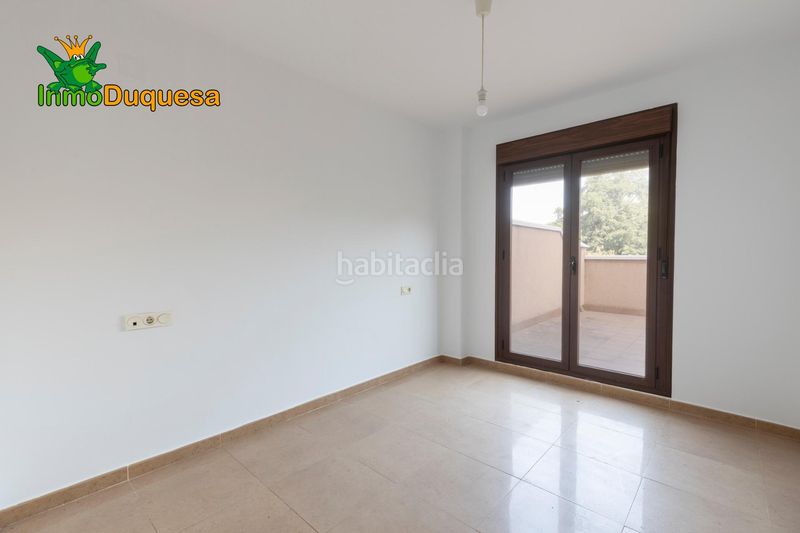 Foto b303363a-8448-49c0-b038-f4ff0438b3c2. Pis amb calefacció aparcament a Atarfe