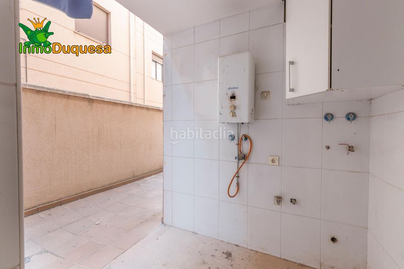 Foto cecf0095-7079-42b3-be1f-59ab091ce01c. Pis amb calefacció aparcament a Atarfe