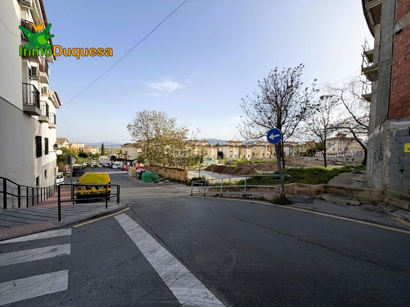 Foto 1131abc1-fc0a-4578-92c9-3f8ef91c161e. Aparcament cotxe a La Zubia Ciudad Zubia (La)