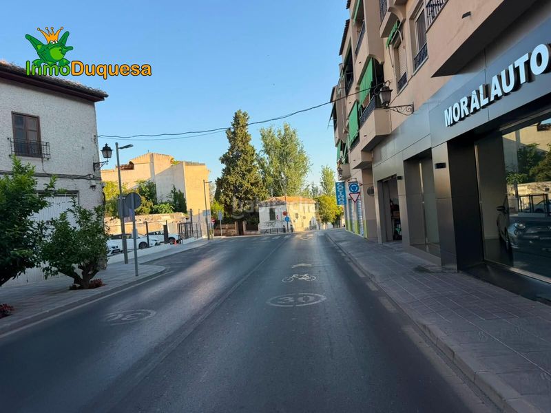 Foto 1d4dd6ba-d68e-4e69-8ef5-f42adcbbfbcf. Aparcament cotxe a La Zubia Ciudad Zubia (La)