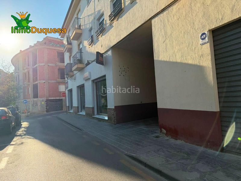 Foto b89715f1-2bc5-4422-95fc-b6b978b06d6c. Aparcament cotxe a La Zubia Ciudad Zubia (La)