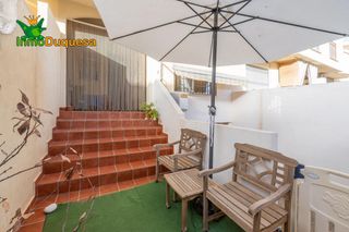 Casa adossada a Ogíjares