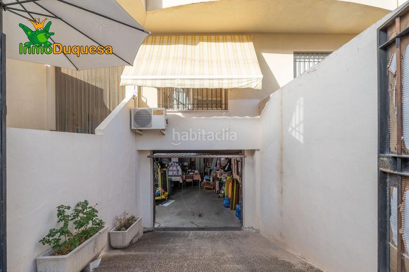 Foto b8a4c4e4-9848-4a87-bbc0-53872f3d9d8d. Casa adossada amb aparcament piscina a Ogíjares