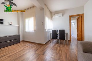 Appartement à Las Tres Cruces. Piso de 2 dorm. junto al metro de armilla.