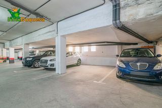 Car parking in Cájar. Plaza de aparcamiento en cajar.