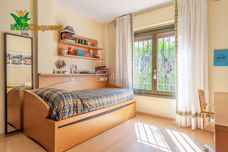 Foto 5085ff9f-ca1d-4d5f-82fc-d71725c6b15d. Chalet mit heizung parking pool in La Zubia Ciudad Zubia (La)
