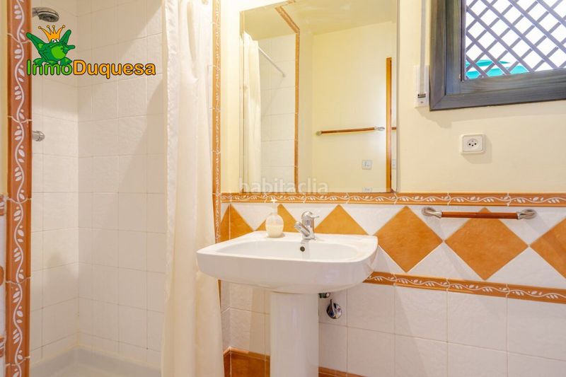 Foto 88363c00-64fc-44dd-9036-c7f7b7aec60a. Chalet mit heizung parking pool in La Zubia Ciudad Zubia (La)