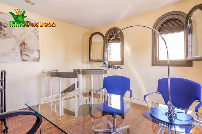 Foto 9a9b604e-d9a3-4a5e-a393-a353e12b4550. Chalet mit heizung parking pool in La Zubia Ciudad Zubia (La)