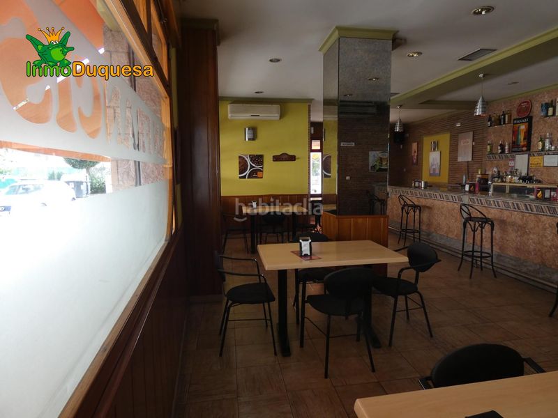 Foto b053d670-2ead-43d3-a258-e10681d1588e. Geschäftsraum in Albolote