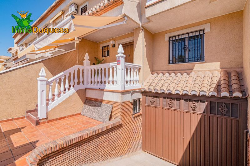 Foto a4841591-28b5-4747-ae73-af18ac1f41c6. Casa adosada casa pareada en la entrada de ogijares. a 2 min. de granada capital pts en Ogíjares