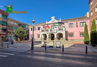 Local Comercial a Calle del Pintor Velázquez 10