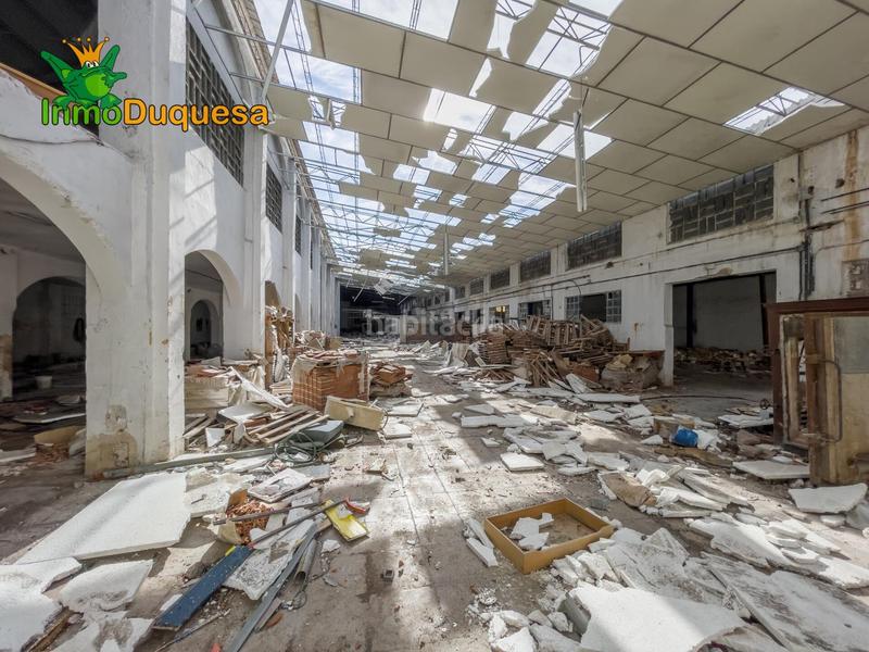 Foto afe5f5ce-a83c-400f-9404-d50ef7a75c42. Nave industrial en calle lugar cortijo san agustín sn haznos tu oferta de precio!! nave industrial en venta en Santa Fe