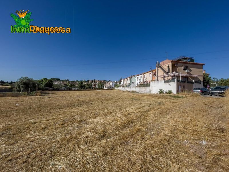 Foto bfa4c473-5b61-4a1e-81a3-7a904d13930b. Terreny residencial a calle luis buñuel 84 a Jun