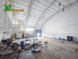 Bâtiment à usage industriel à Calle los alamos sn. Haznos tu oferta de precio!! nave industrial en venta en polígon