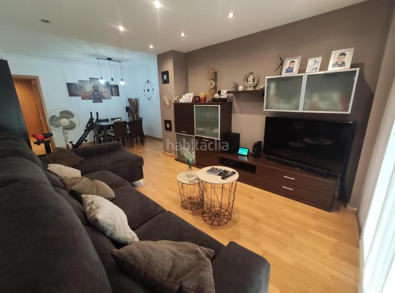 Foto b483d243-d32f-4e15-bad1-b748a743ff4e. Appartamento con riscaldamento piscina in Canovelles