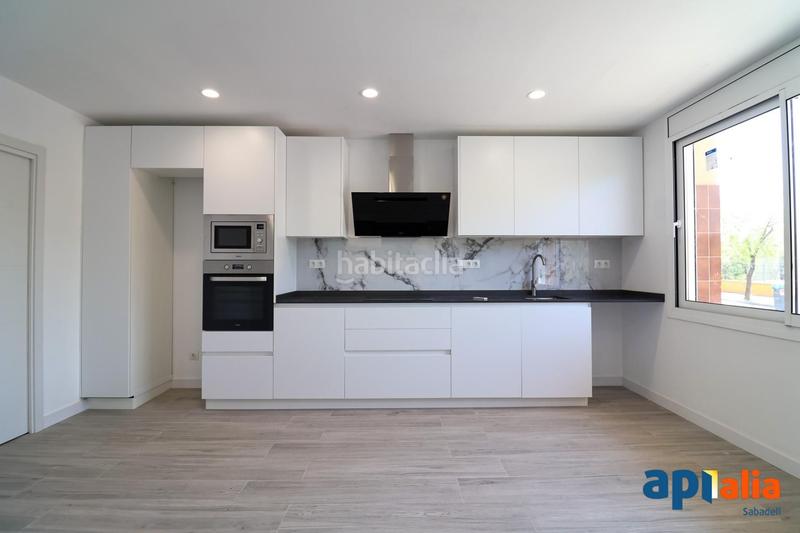 Foto 51ff83d9-bdae-4765-99f3-59b727617283. Flat with heating in Can Rull Sabadell