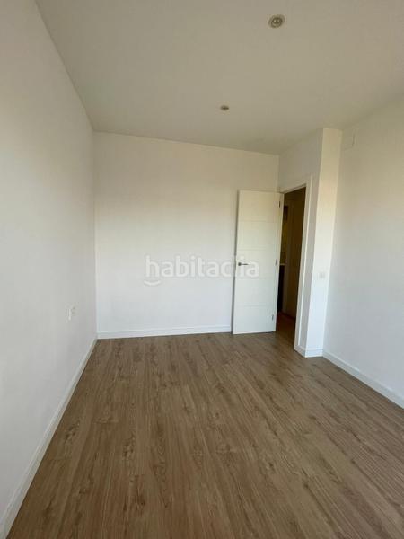 Foto 1aefac23-8bfe-48b9-9dd1-4e1db77d28e1. Piso en Font Verda Granollers