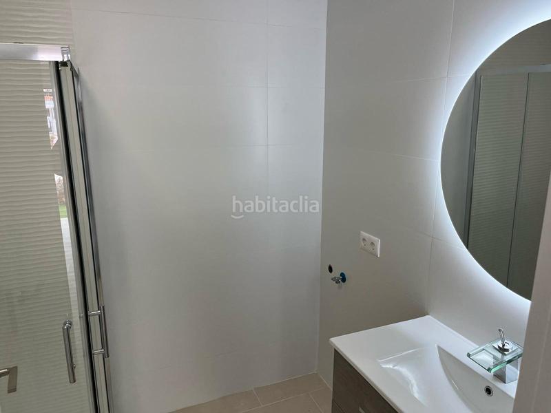 Foto f3973a8c-2b3b-4f37-a6dd-0ca5e6a36388. Appartamento in avenida venezuela 30a in Zona Martiánez Puerto de la Cruz