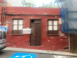 Haus in Calle de garcía estrada 5. Se vende casa a reformar en los realejos