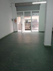 Local Comercial  Carrer de rafael hervás. Planta baja en rafael hervás