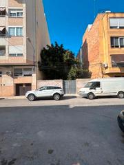 Terreny residencial a Carrer de donya pepa march 23. Solar para varias viviendas o unifamiliar
