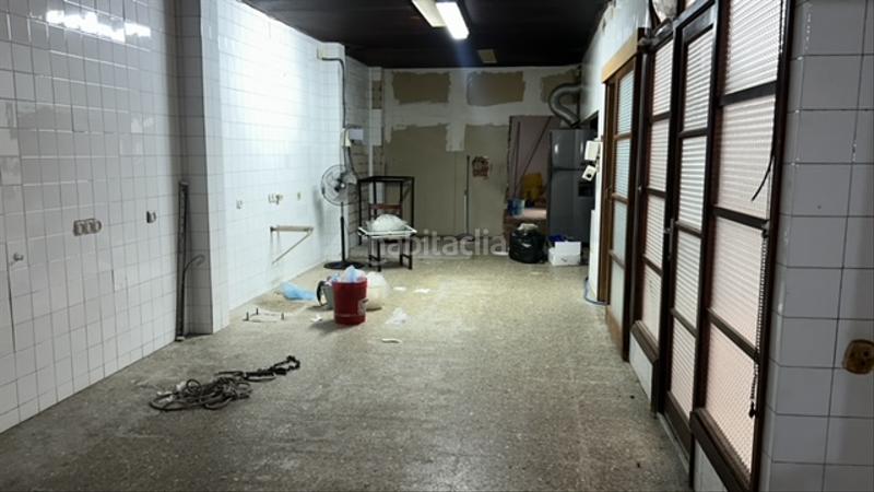 Foto 65ac0bd5-3ca2-484c-b607-a7b4cdba05a5. Lloguer local comercial a carrer de valencia 45 a Sueca