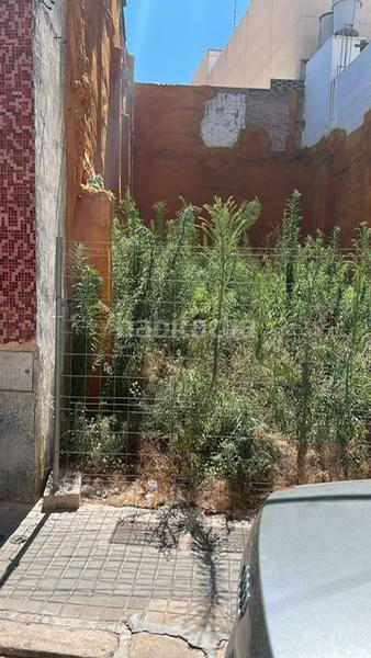 Foto a0d9b03a-5aa6-4b8b-850d-d4979e528316. Terreny residencial a carrer dels carabassers 48 a Sueca