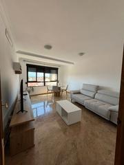 Etagenwohnung in Ronda del Borx 56