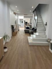 Haus  Carrer de la punta 39. Hogar moderno en casa reformada