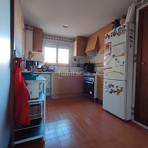 Foto 0003551d-c7d3-40c2-95f6-6786ce752493. Pis a carrer de la raconada 16 a Sueca Sueca