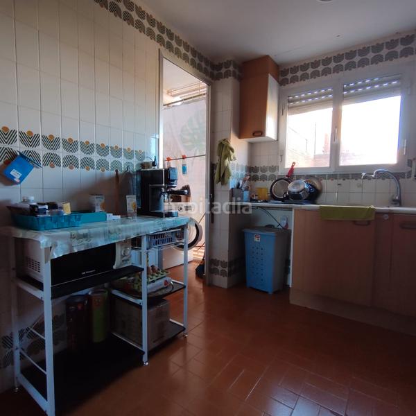 Foto 12b3fb6f-414b-402d-afac-5e6e19c018b7. Pis a carrer de la raconada 16 a Sueca Sueca