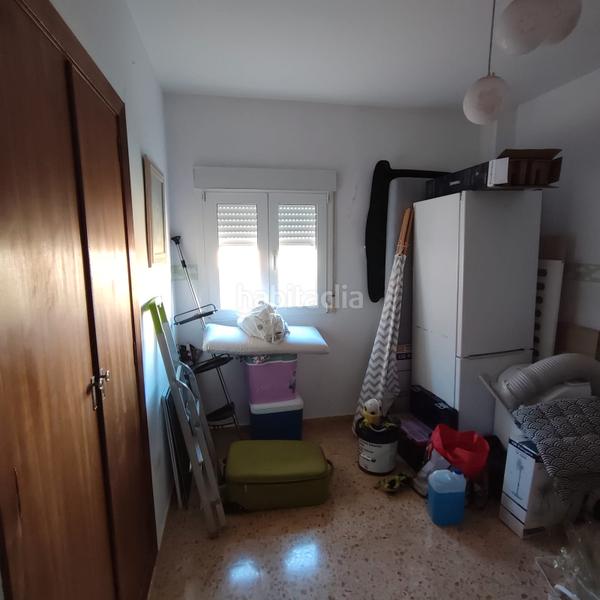 Foto f283c31f-b97d-43c5-bc76-7a0e35fa8c84. Pis a carrer de la raconada 16 a Sueca Sueca