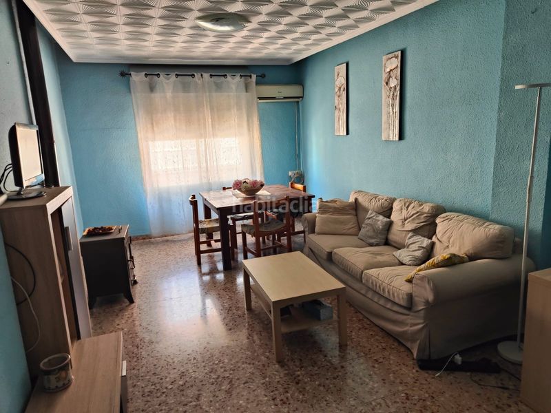 Foto d6573673-2986-43b9-a80f-428ead0a3b84. Casa a avinguda de la vila i honor de corbera 54 a Sueca