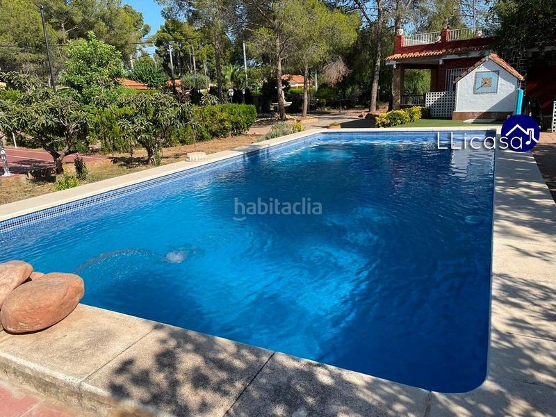 Foto 0743b45f-bee7-47e8-875a-dc99512f6a7c. Lloguer xalet amb calefacció aparcament piscina a Olocau