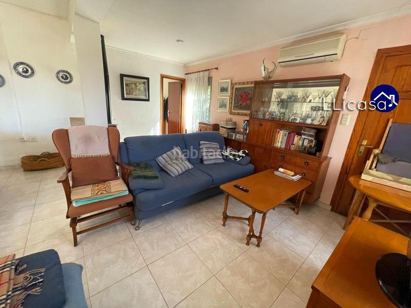 Foto 75d3248c-ec1d-4334-be07-c1ad8afc8a82. Chalet dans El Paraíso-Los Almendros Eliana (l´)