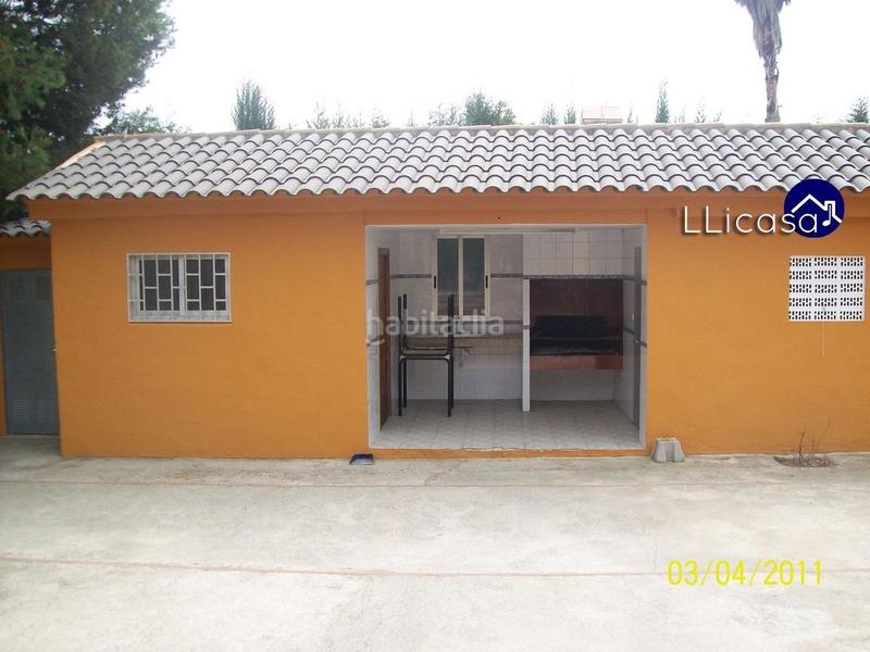 Foto 09e8ceb2-c4a8-4ad3-99a3-c616bcba426e. Chalet  independiente en venta en urbanización exclusiva ideal para tu familia en Llíria