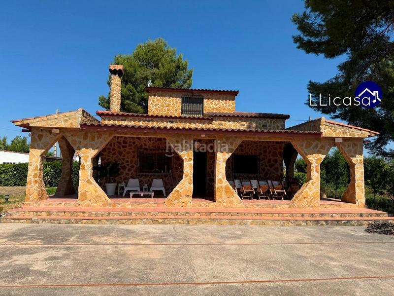 Foto 387d0d73-e592-4f0f-a063-91d29add5289. Chalet  independiente en venta en urbanización exclusiva ideal para tu familia en Llíria