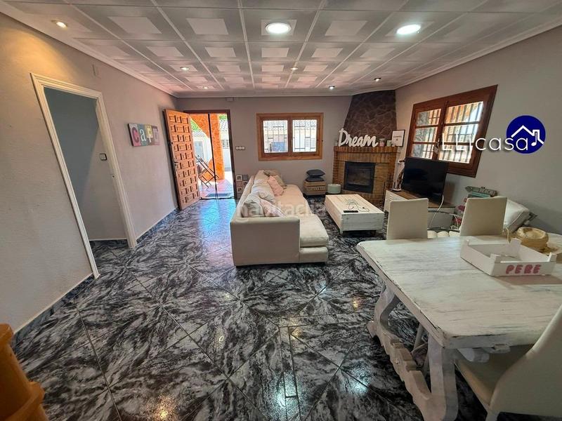 Foto 41f8c868-182d-45c6-b53d-f7cf9c817d43. Chalet  independiente en venta en urbanización exclusiva ideal para tu familia en Llíria