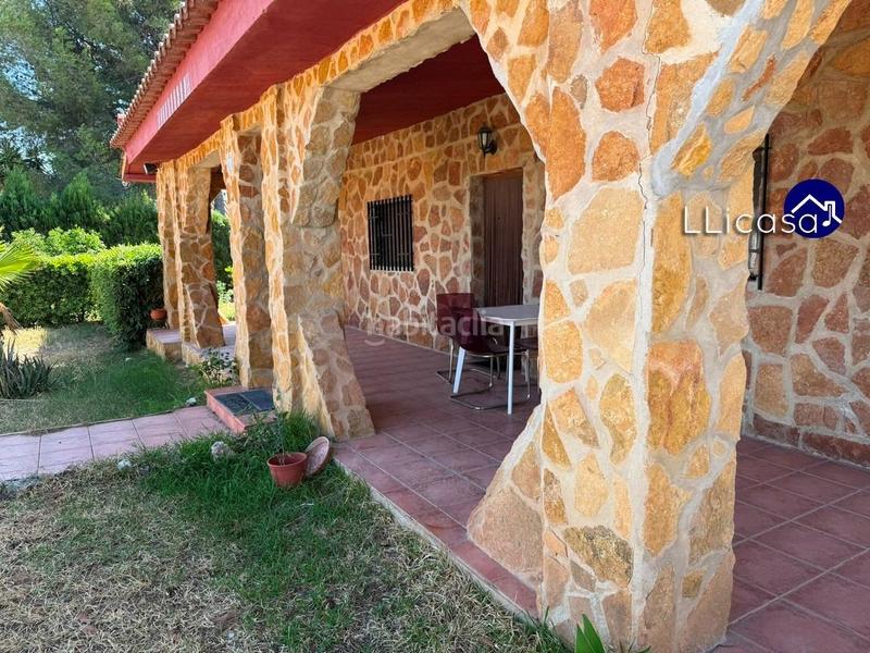 Foto 909d1bf7-f599-4c92-aef8-866ab10fe718. Chalet  independiente en venta en urbanización exclusiva ideal para tu familia en Llíria